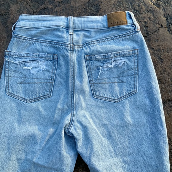 AMERICAN EAGLE | Mom Jeans | Distressed | Size 00 Reugualar - Picture 8 of 9